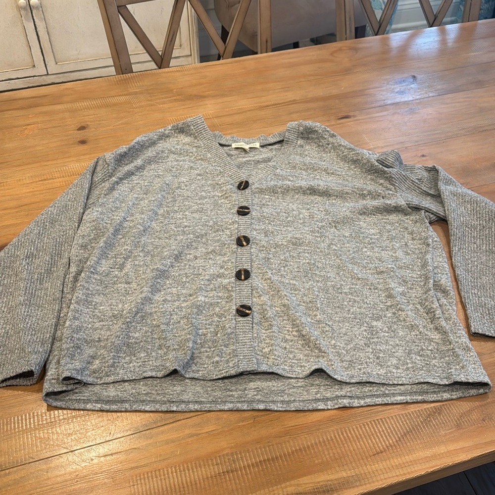 Women’s L lightweight cardigan, sweater NWT